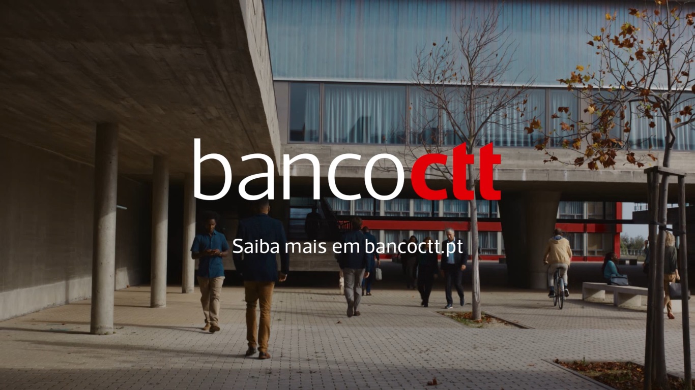 Banco CTT with music by Vangelis